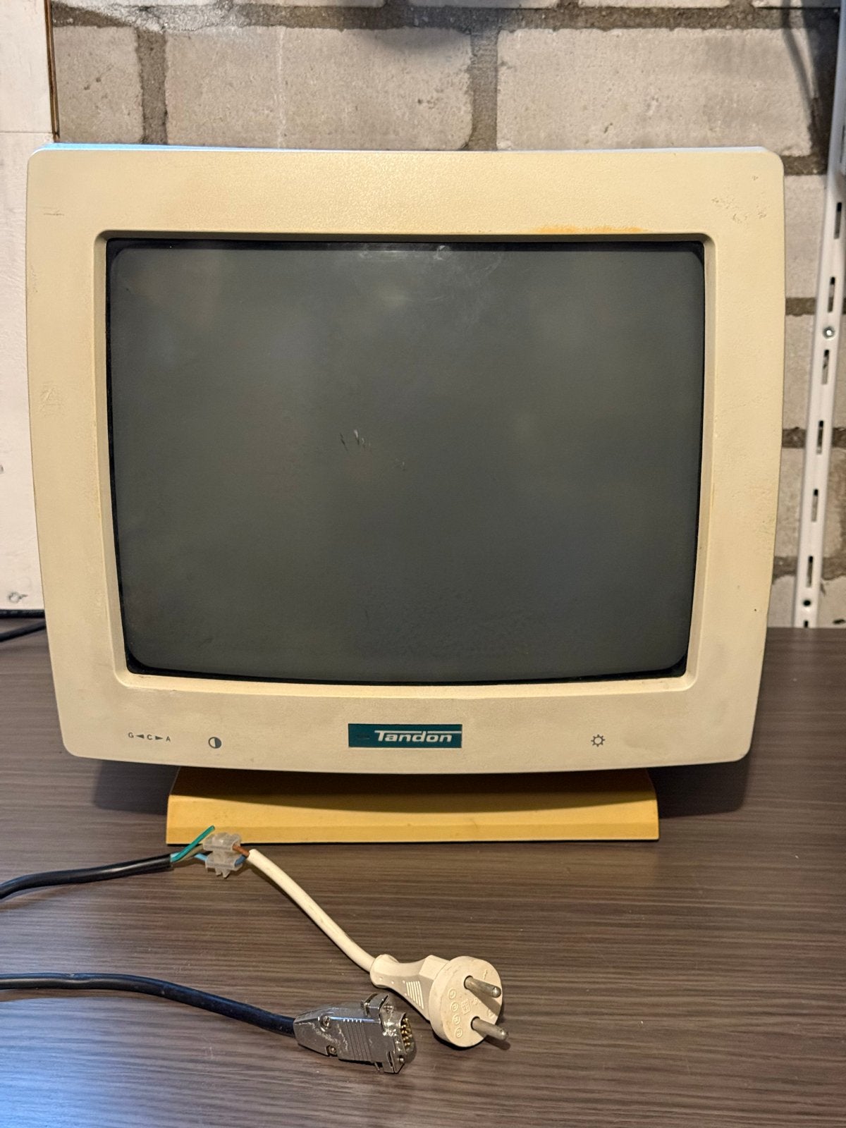 Aoi Tandon DM-2214 CRT Monitor VGA, Ophalen, Gebruikt, Overige typen, Overige resoluties
