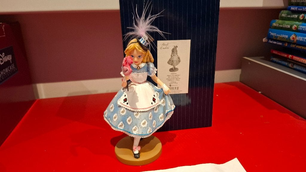 Disney Alice in Wonderland Masquerade Showcase, Ophalen of Verzenden, Overige figuren, Gebruikt, Beeldje of Figuurtje