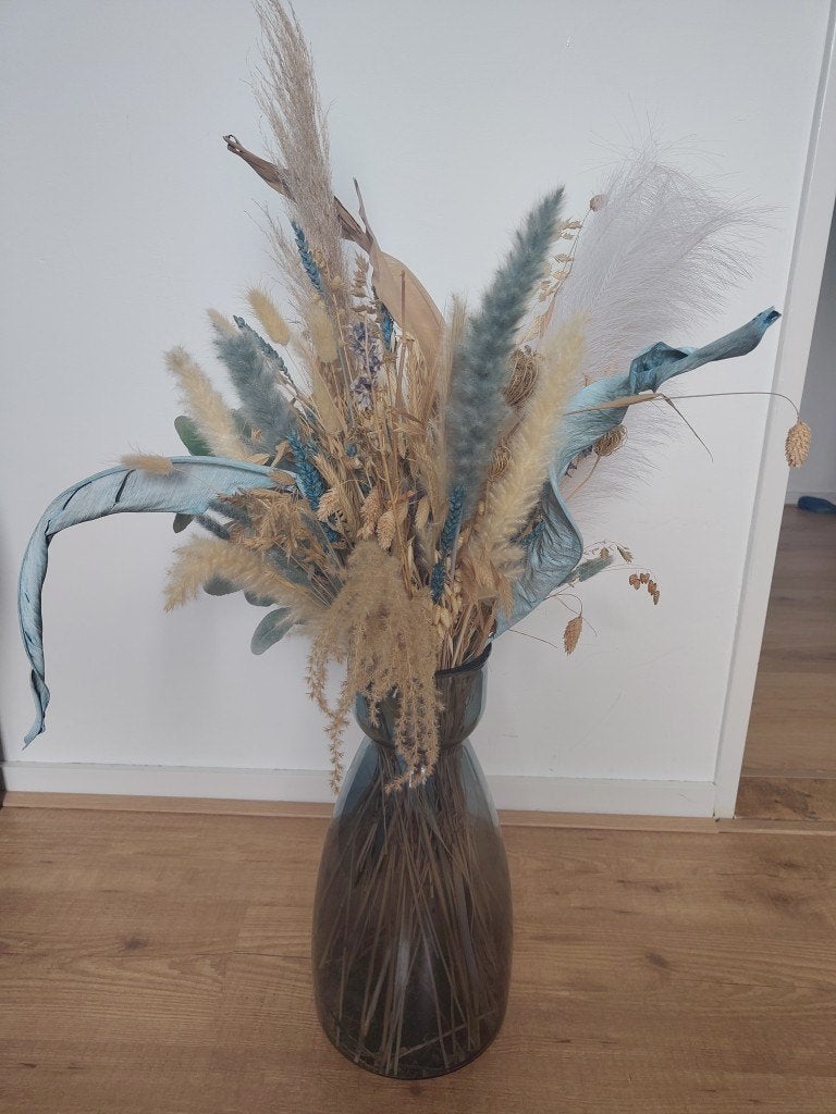 Mooie hoge vaas met gekleurde droogbloemen, Ophalen, Zo goed als nieuw