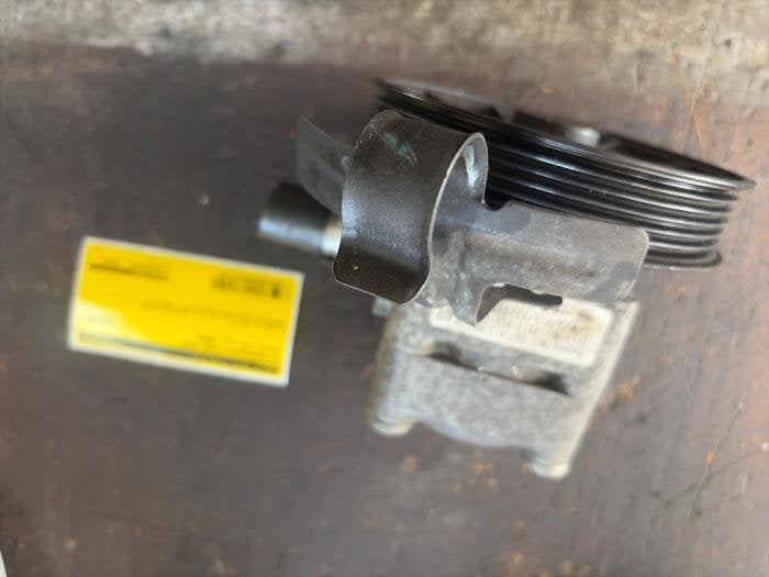 Stuurbekrachtiging Pomp van een Volvo V70, Gebruikt, -, -, Volvo