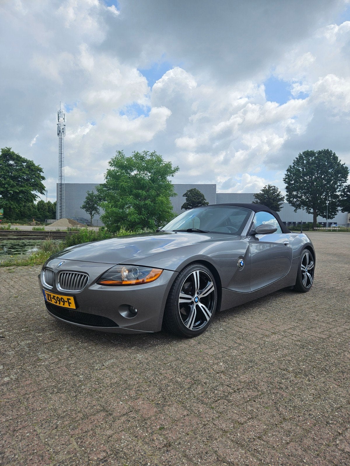 BMW e85 Z4 2.5i Roadster 2003 Veel Vernieuwd., Auto's, Achterwielaandrijving, Zwart, Cabriolet, Leder