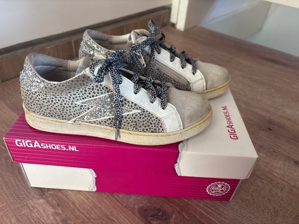 Sneaker maar 33, Ophalen of Verzenden, Gebruikt, Meisje, Schoenen
