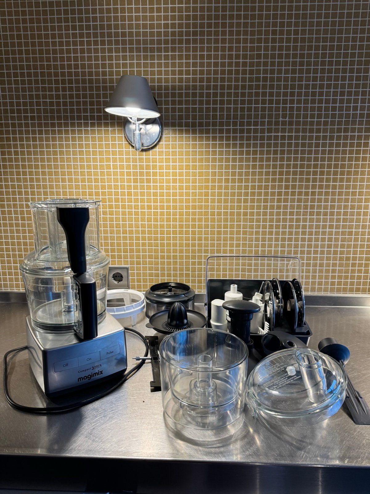 Magimix Compact 3200XL Foodprocessor - Zo goed als nieuw, 3 snelheden of meer, Ophalen of Verzenden, Zo goed als nieuw, 2 tot 3 liter