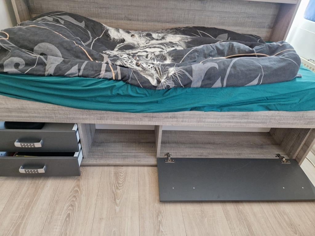 Bed met opbergruimte en kast, Ophalen of Verzenden, Tweepersoons, Wit, Hout