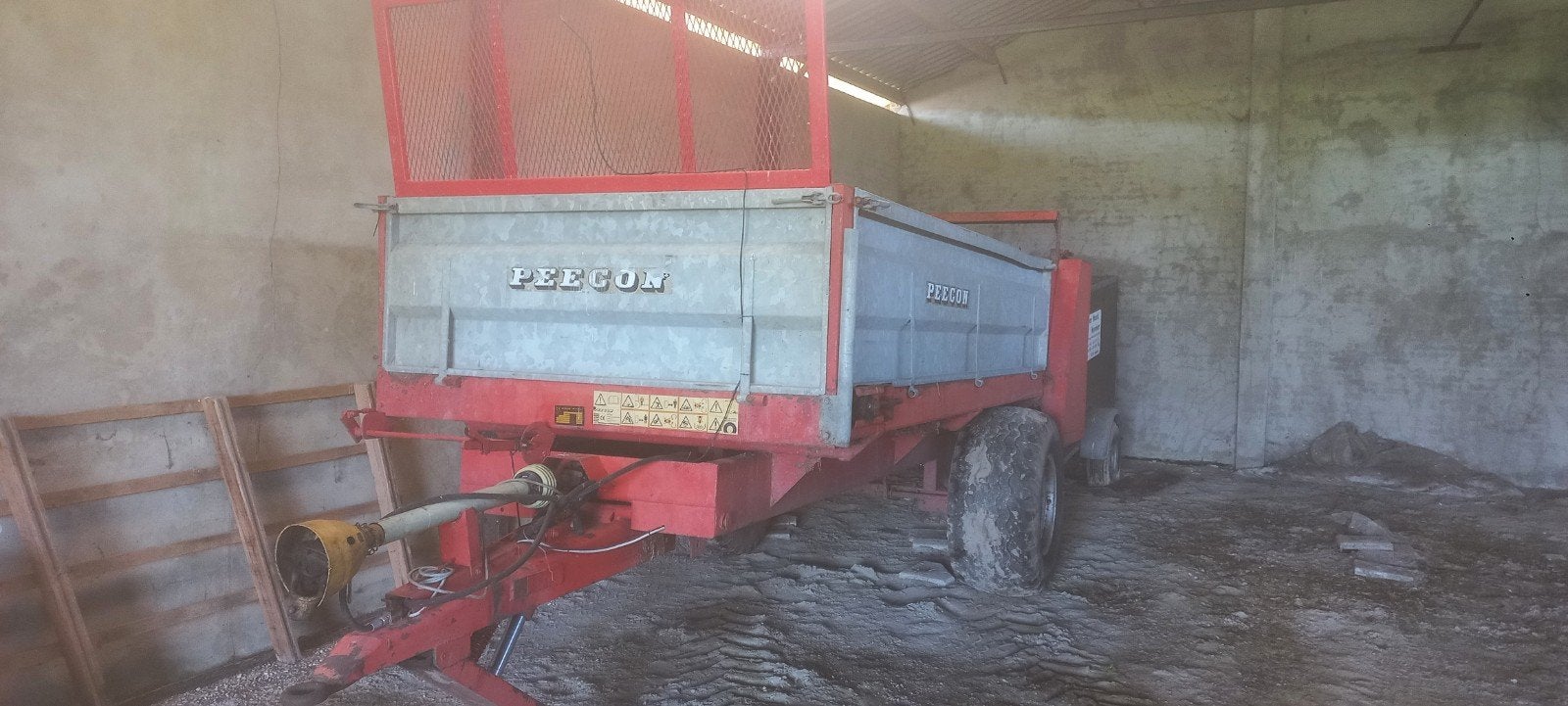 peecon 6,5 tons meststrooier, Ophalen, Akkerbouw, Gewasbescherming en Bemesting
