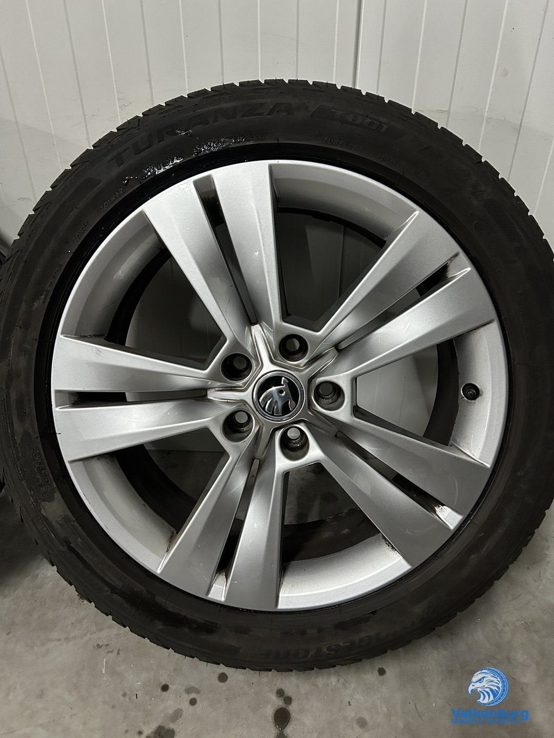 5-6mm! Originele Skoda Karoq 57A Mytikas 18 inch velgen 5x11, 18 inch, -, -, Banden en Velgen
