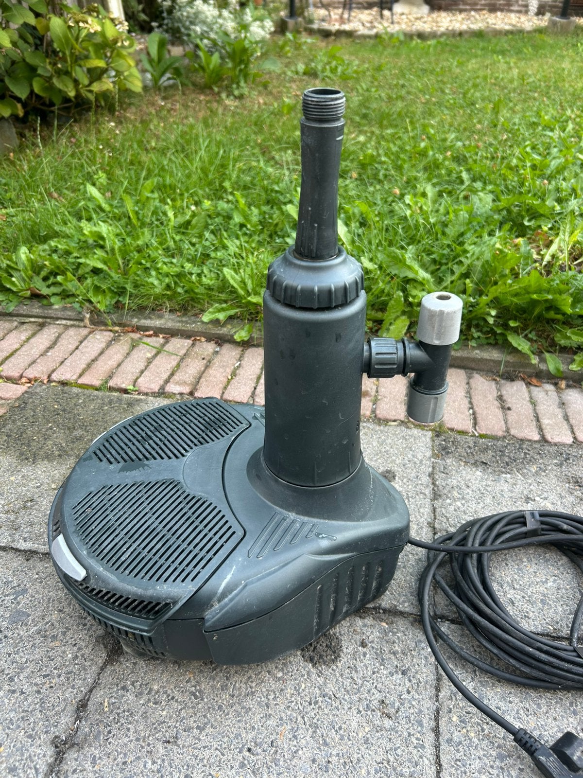 Te koop hozelock cyprio easy clear 9000 3 in 1 Vijverpomp, Ophalen, Zo goed als nieuw, Vijverpomp