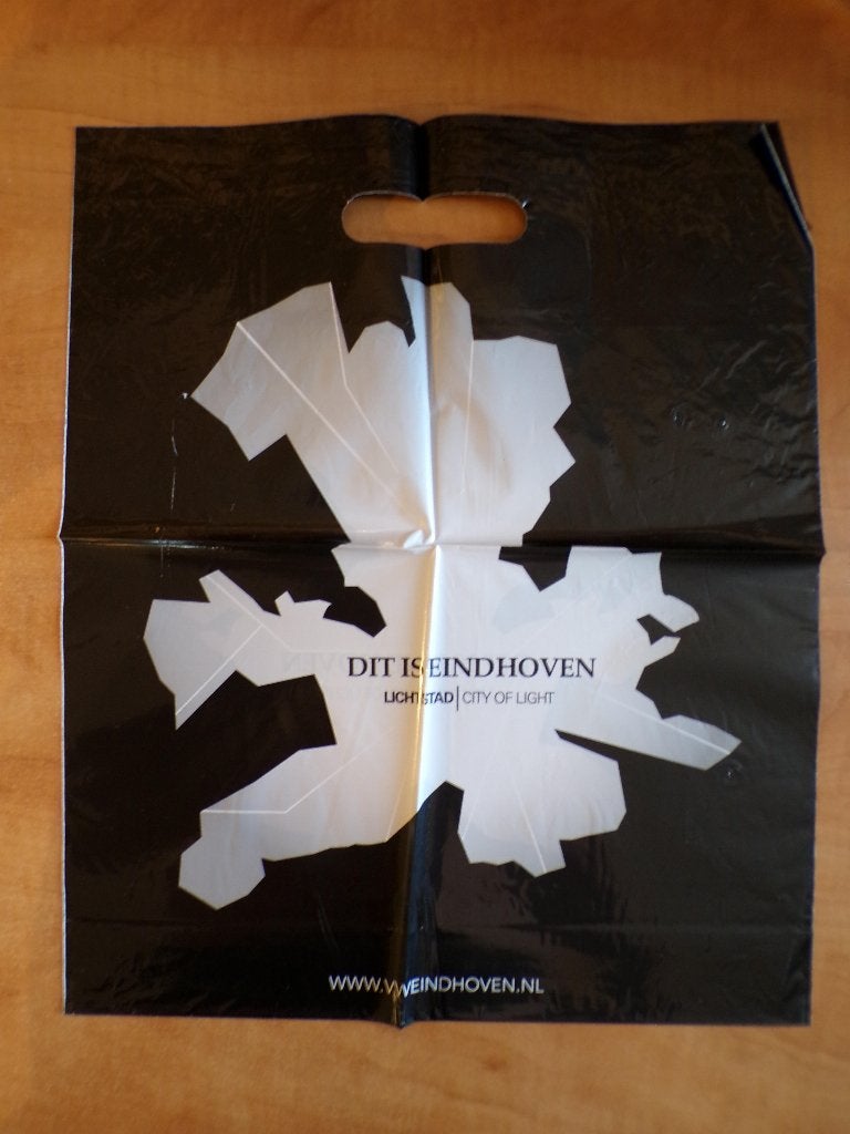 zwart plastic draagtasje, VVV, Dit is Eindhoven, Lichtstad, Ophalen of Verzenden, Gebruikt, Gebruiksvoorwerp
