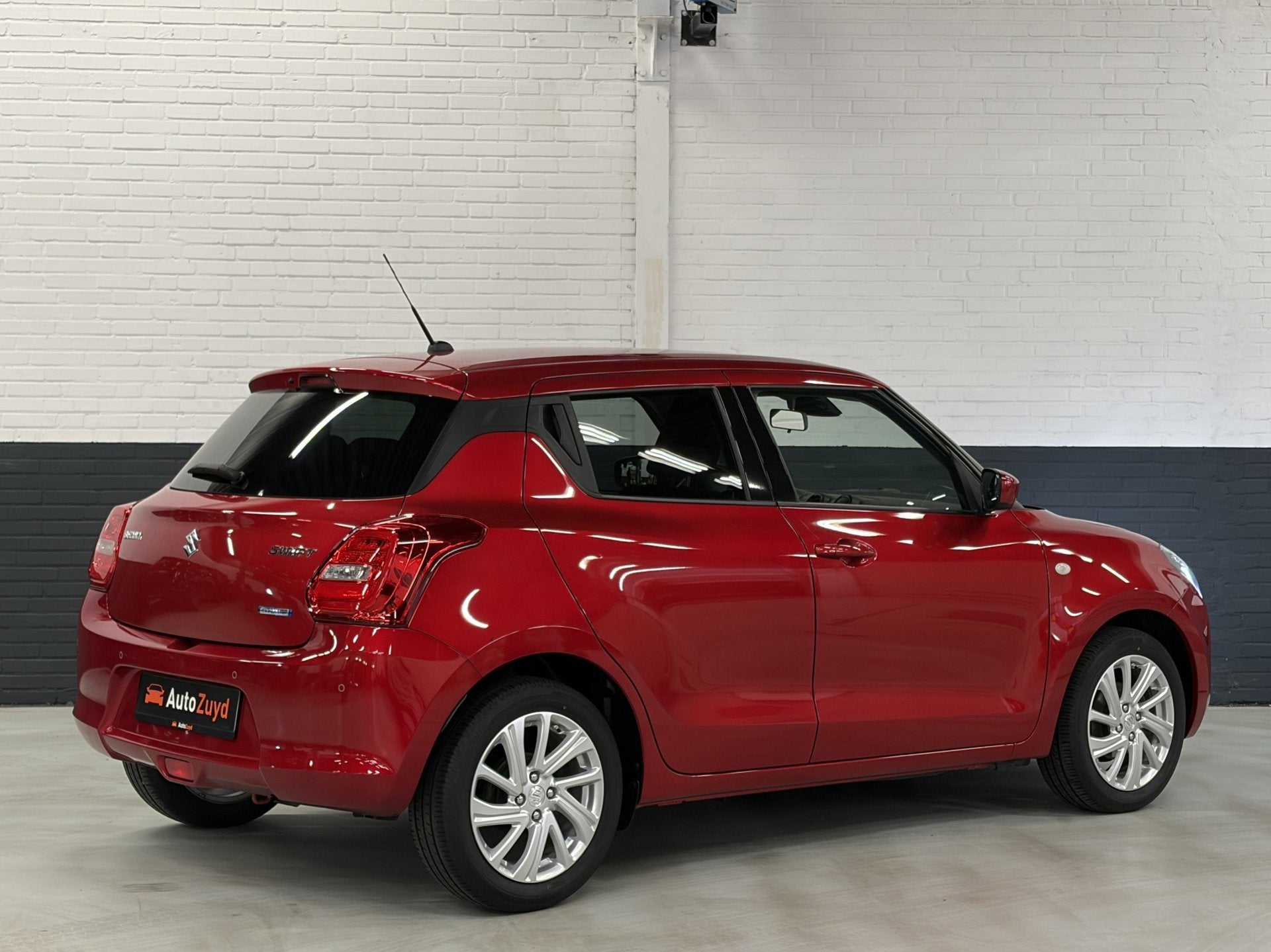 Suzuki Swift 1.2 Select Smart Hybrid Navi / Airco / Adaptive, 83 pk, Stof, Gebruikt, Zwart