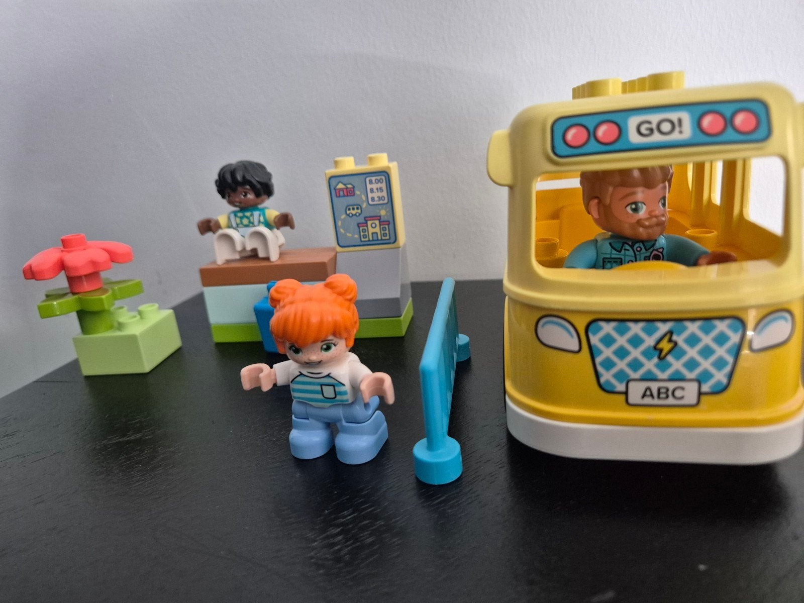 LEGO Duplo busritje compleet met figuren en accessoires, Kinderen en Baby's, Ophalen of Verzenden, Zo goed als nieuw, Overige merken