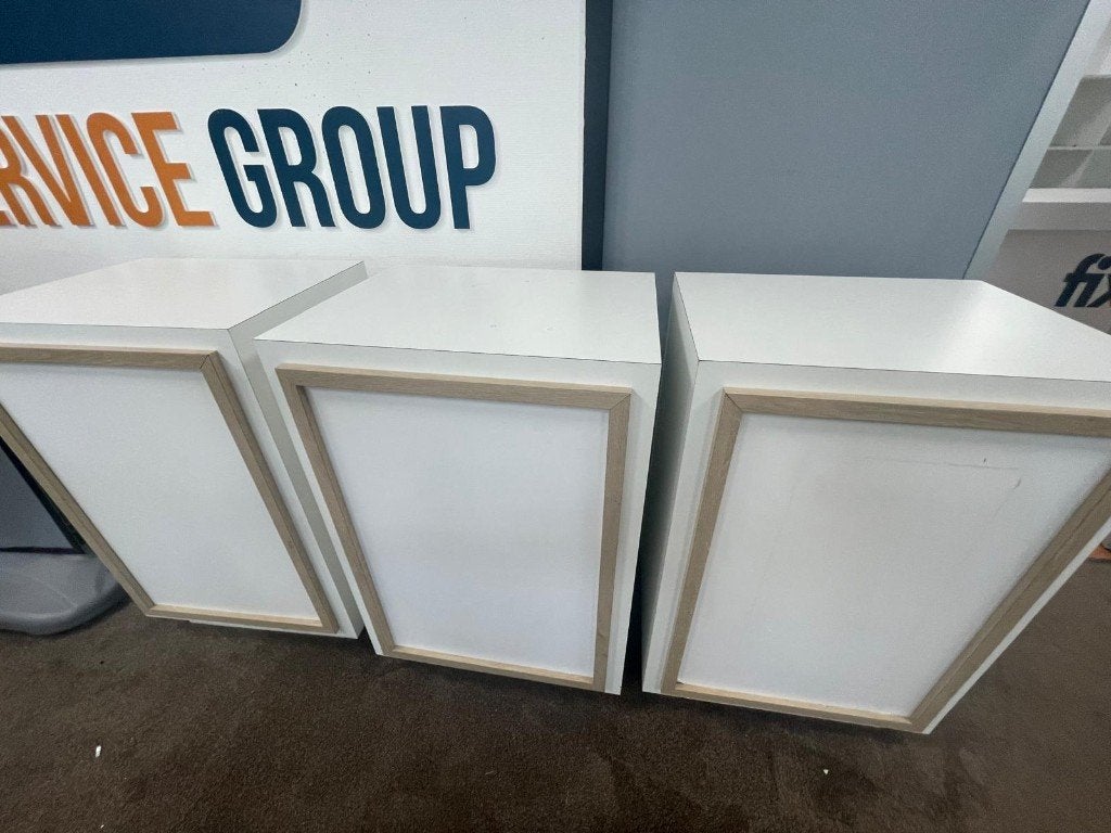 3 witte displaykastjes/presentatiezuilen, Huis en Inrichting, Ophalen, Overige materialen, Minder dan 50 cm, Displaykastjes