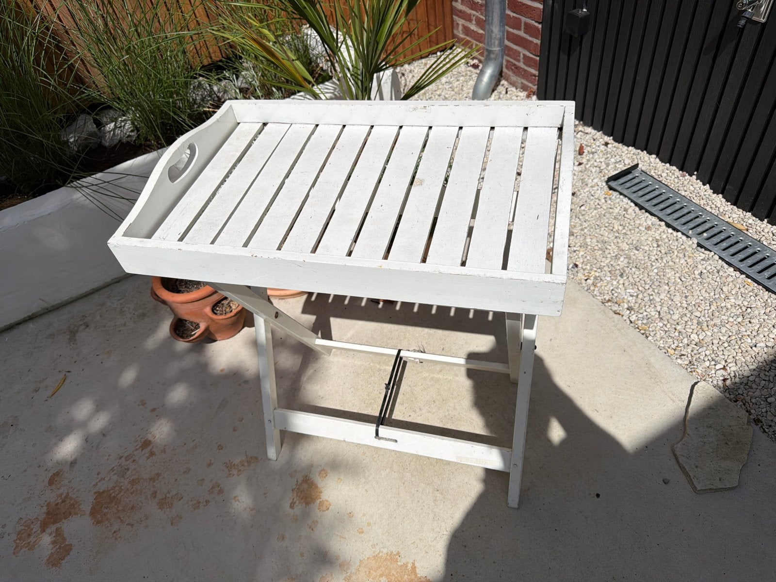 Witte houten bijzettafel met afneembaar dienblad, 45 tot 60 cm, Gebruikt, Rechthoekig, Hout