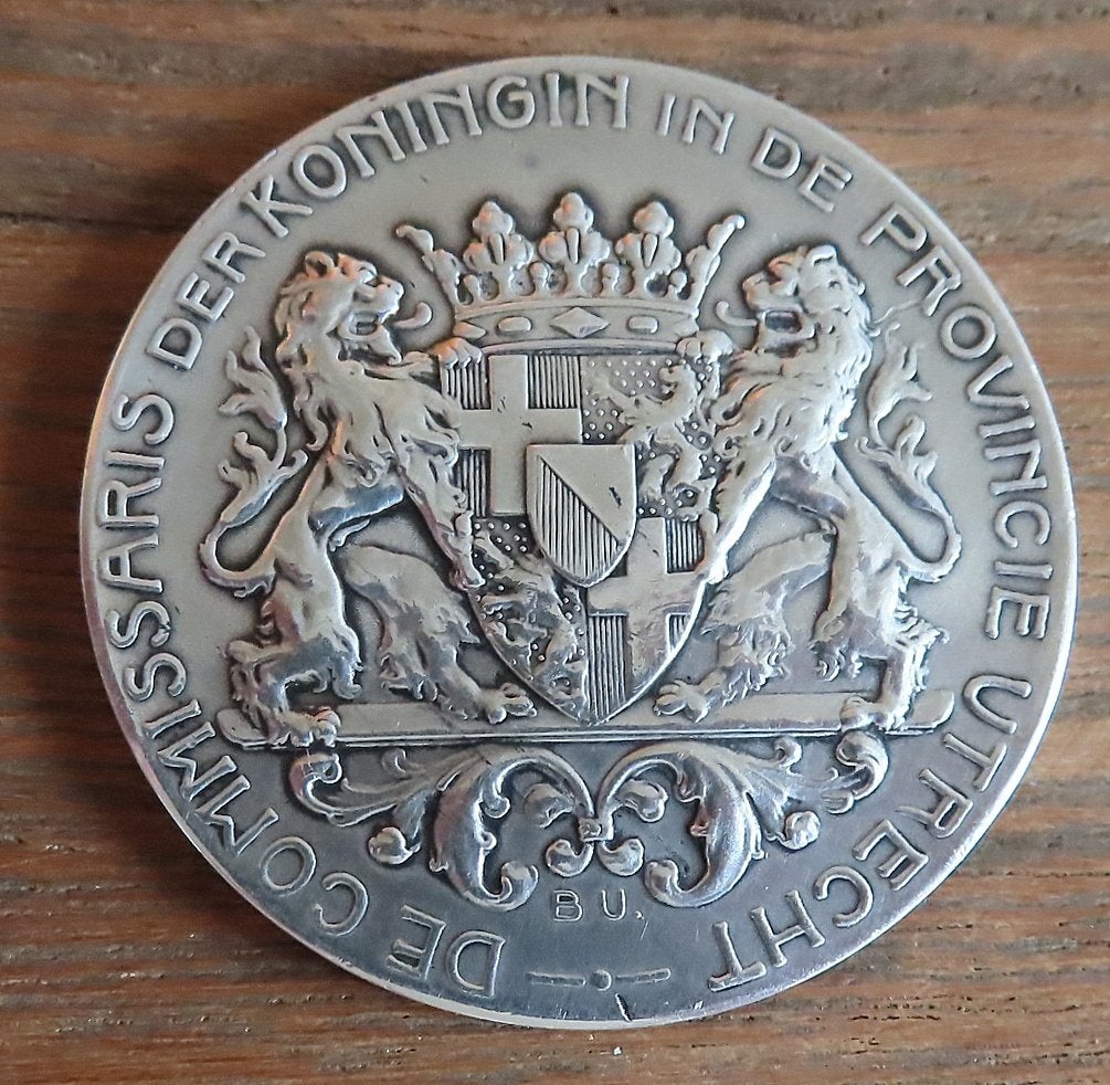 Zilveren penning Commissaris v/d  Koningin, politiehond 1930, Verzenden, Zilver, Nederland