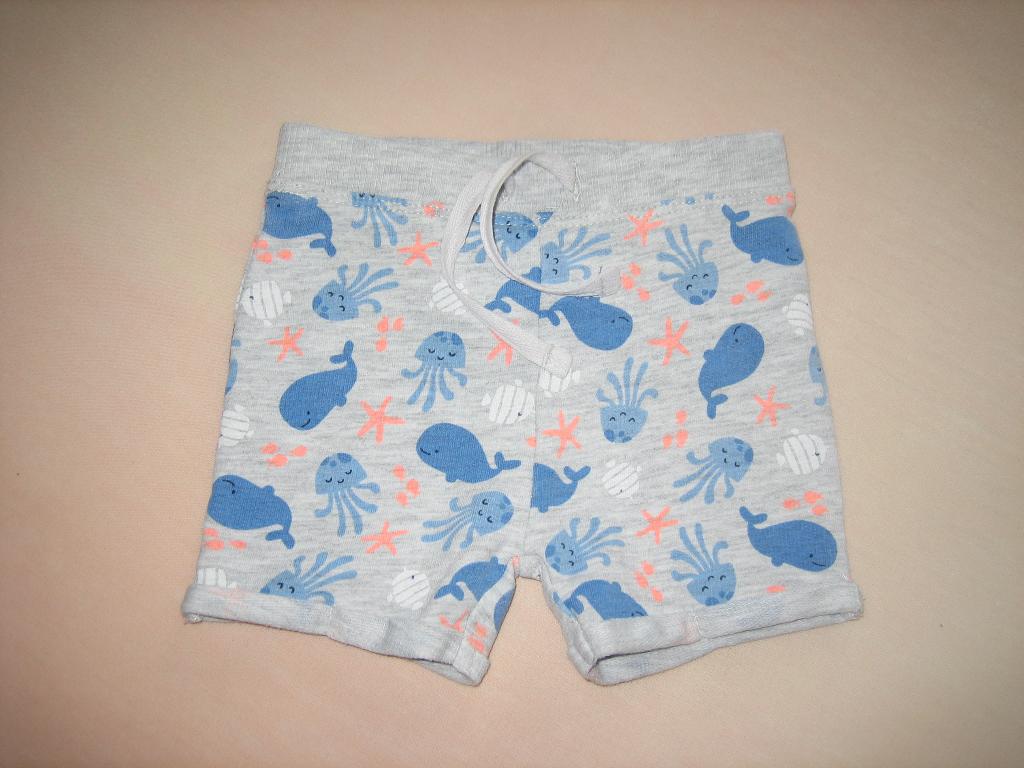 kort broekje, sweatstof maat 68, Zeeman, Broekje, Jongetje of Meisje, Ophalen of Verzenden