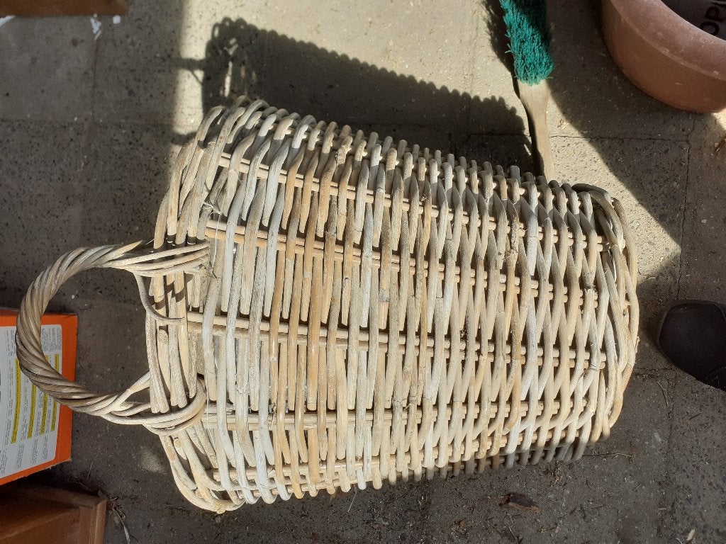 rieten mand, Huis en Inrichting, Ophalen, Met handvatten, Gebruikt, Riet