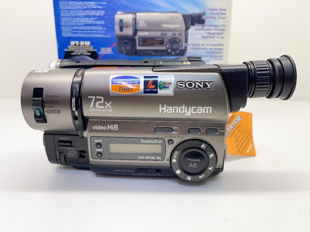 SONY CCD-TR713E Hi8 Handycam in nieuwstaat met Nightshot, N, N, Hi 8, Ophalen of Verzenden