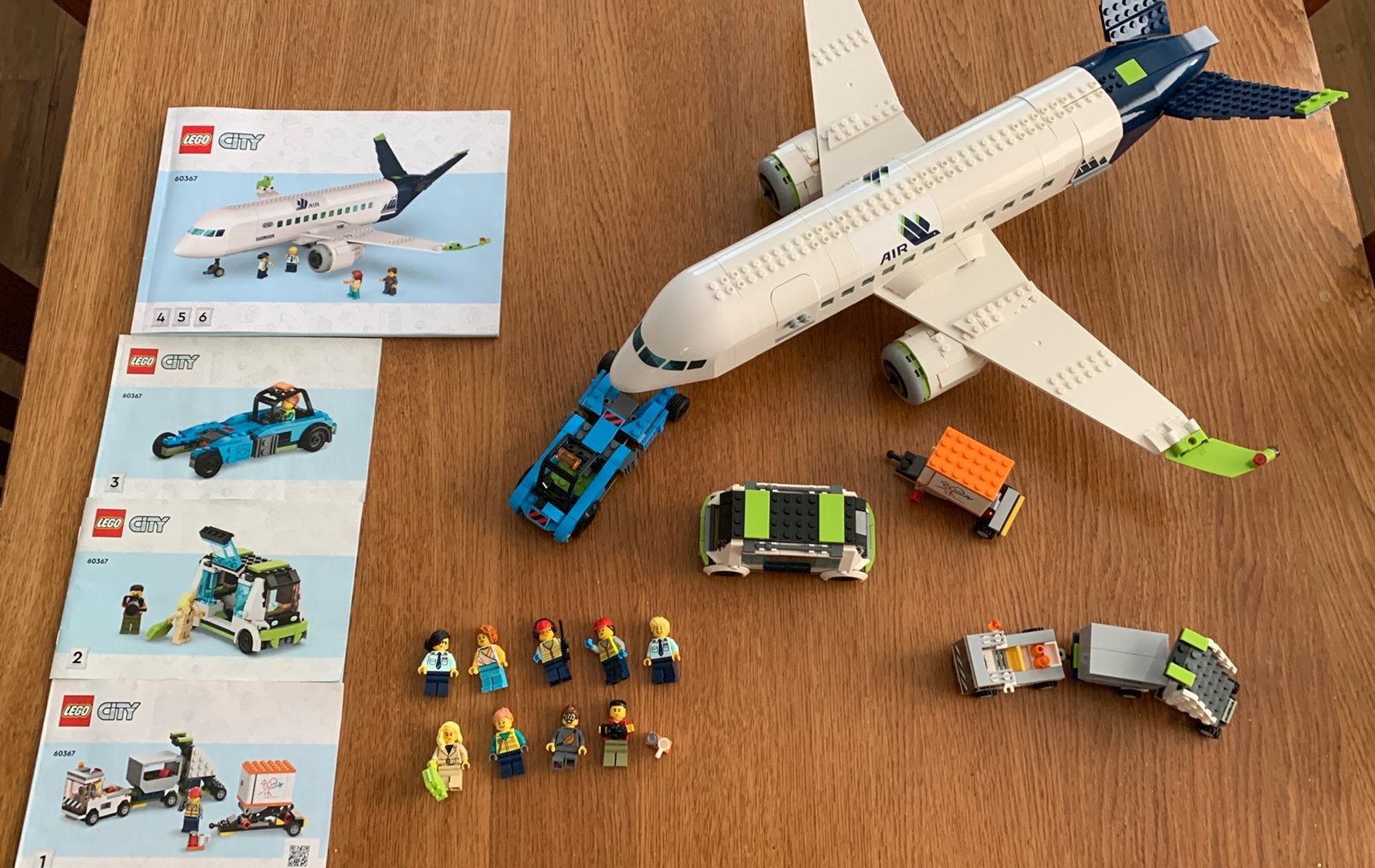 Lego 60367. Passagiervliegtuig, Ophalen of Verzenden, Zo goed als nieuw