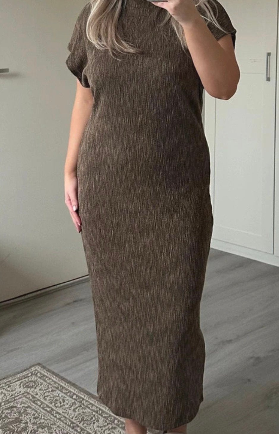 Zara bruin kleurig jurk met print, hoge hals en ritssluiting, Kleding | Dames, Maat 38/40 (M), Bruin, Ophalen of Verzenden, Zo goed als nieuw