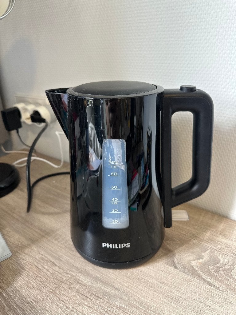 Philips HD9318 Water kettle, 1 tot 2 liter, Ophalen, Gebruikt, Rvs