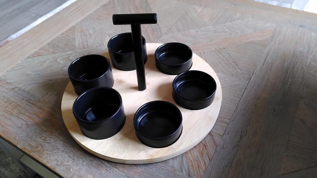 Draaiplateau met 6 bakjes - Bamboe en Zwart, Huis en Inrichting, Ophalen of Verzenden, Zo goed als nieuw, Analoog, Overige typen