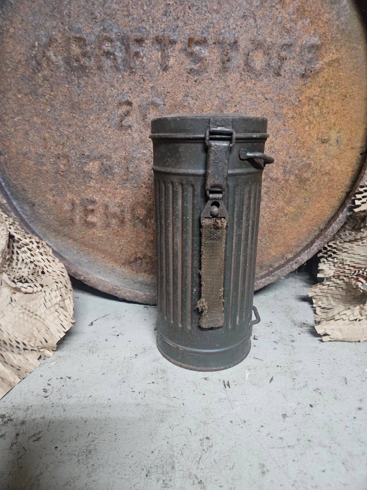 duitse wo2  gasmaskerbus, Ophalen of Verzenden, Landmacht, Duitsland, Kist of Geocache