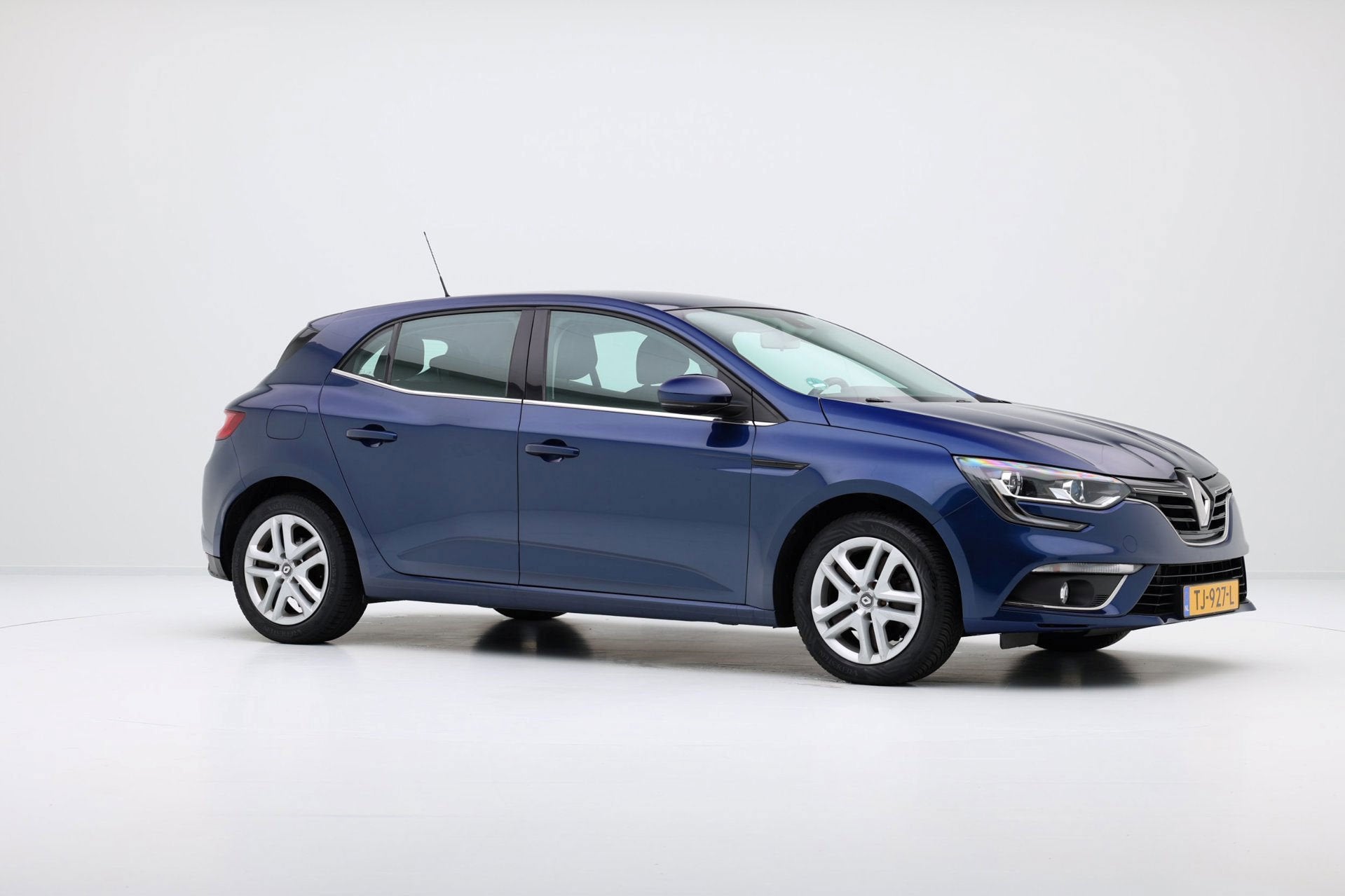 Foto 5 van Renault Mégane 1.3 TCe Zen 5-drs Navi|Clima|Cruise|Trekhaak