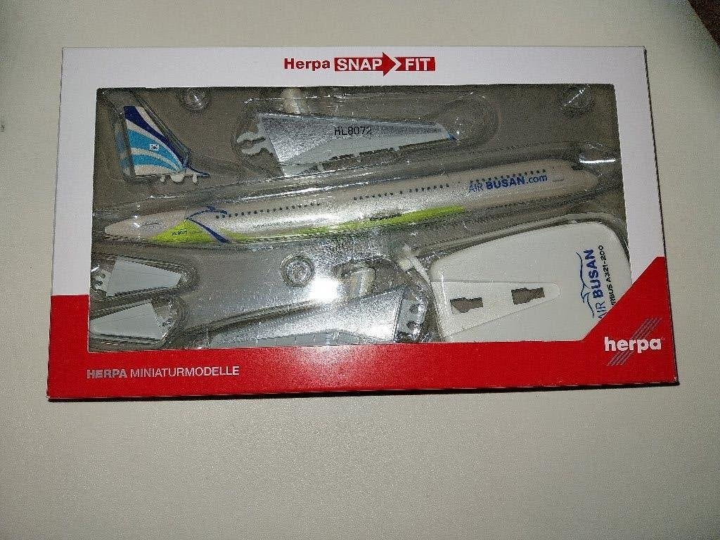Air Busan Airbus A321 1/200 schaalmodel vliegtuig NIEUW, Ophalen of Verzenden, Nieuw, Schaalmodel