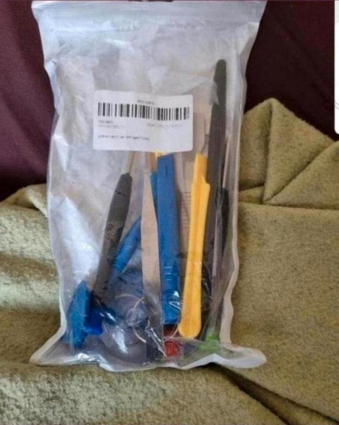 21 Delige telefoon reparatie set €9,95

Verzendkosten zijn €