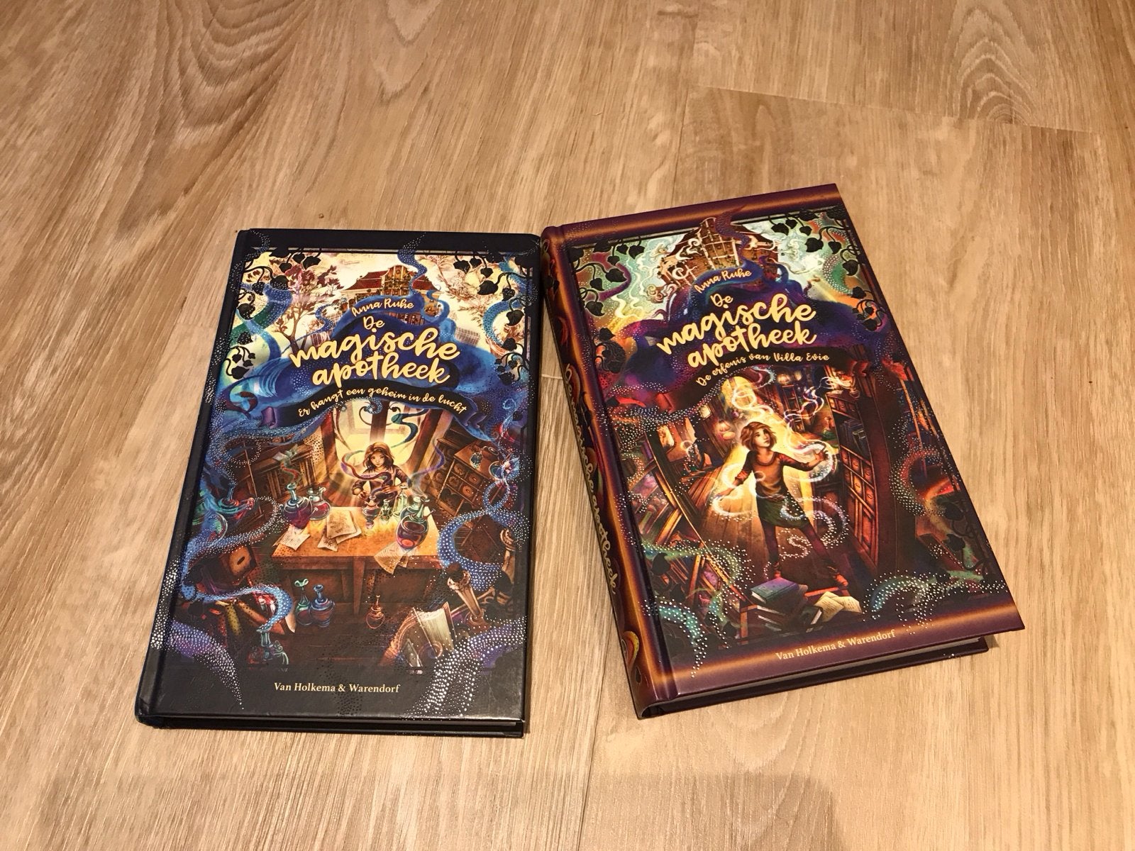 De Magische Apotheek - Boekenset (2 delen), Boeken, Ophalen, Zo goed als nieuw, Fictie