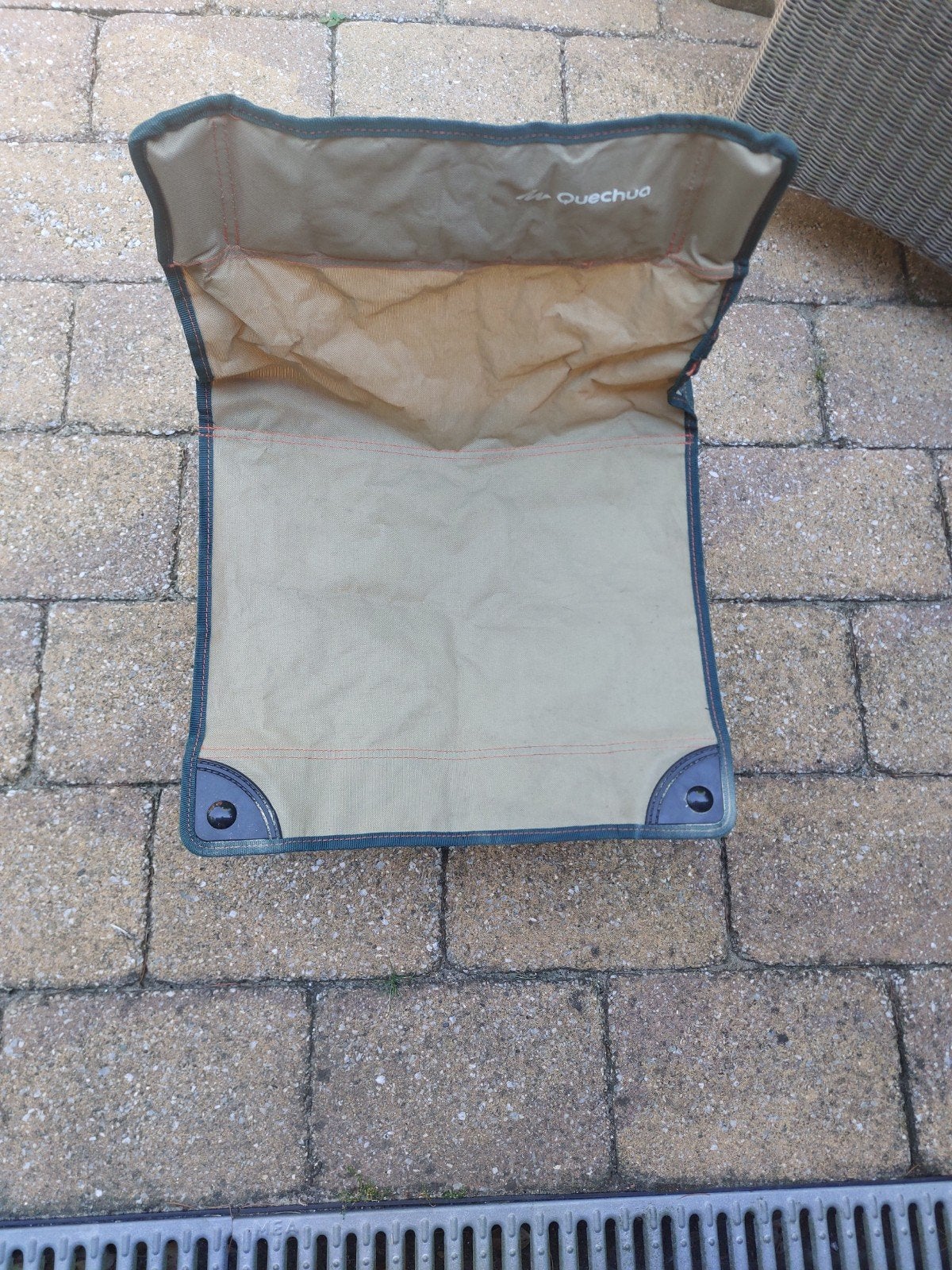 3 Quechua opvouwbare stoeltjes - 50x40cm, max 110kg, Ophalen