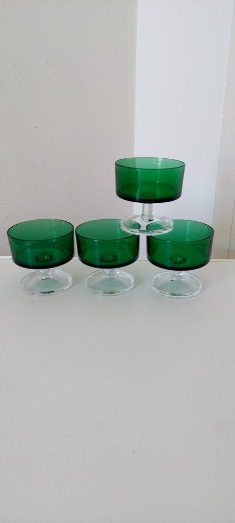 4 Vintage Luminarc Cavalier glazen groen coupes jaren 60/70, Eu, Eu, Overige typen, Ophalen of Verzenden
