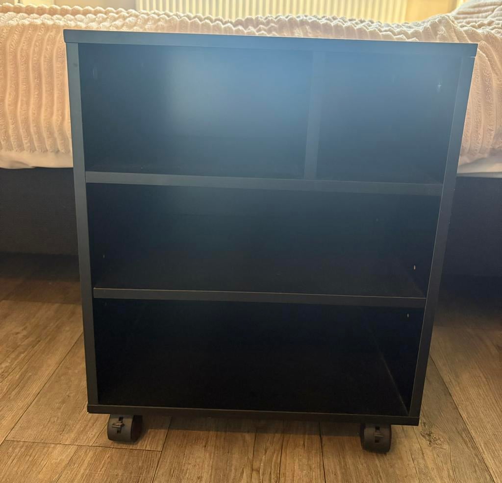Kastje op wielen, Ophalen, Minder dan 50 cm, Gebruikt, Minder dan 100 cm