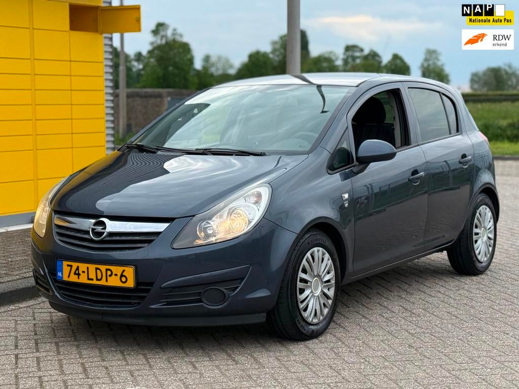 Opel Corsa 1.2 16v 111 Edition Cosmo Bj 2010 AIRCO 5-Deurs N, Voorwielaandrijving, Euro 5, Lichtsensor, 4 cilinders