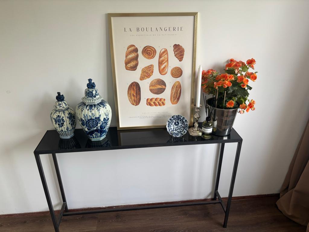 Strakke zwarte sidetable met metalen frame, Ophalen, Gebruikt, Metaal of Aluminium, 75 cm of meer