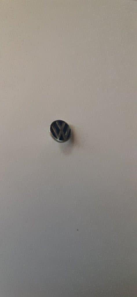 speldje van VW (volkswagen), Verzamelen, Verzenden, Zo goed als nieuw, Merk, Speldje of Pin