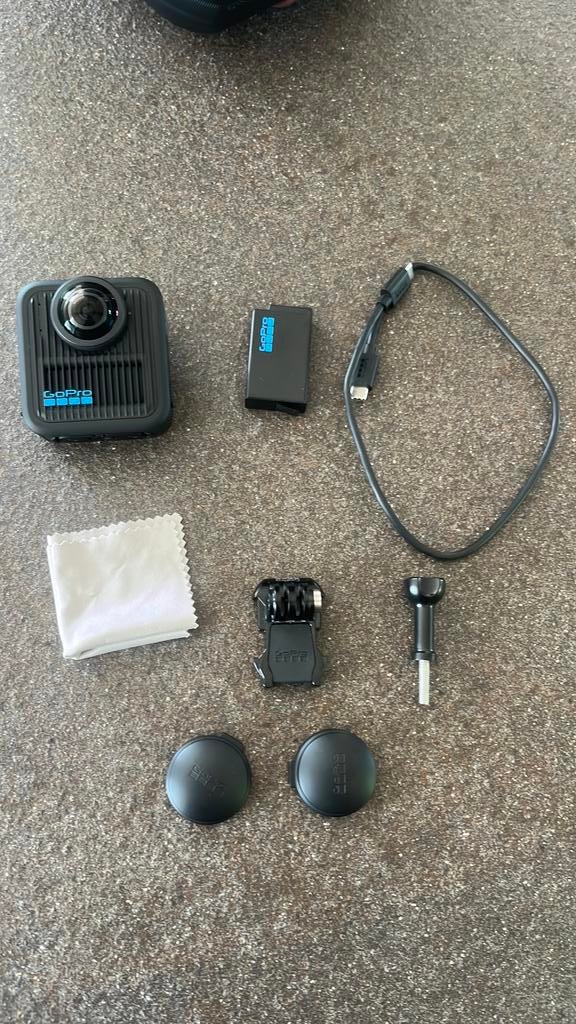 GoPro MAX2 Accessory Bundle, Ophalen of Verzenden, Zo goed als nieuw, GoPro