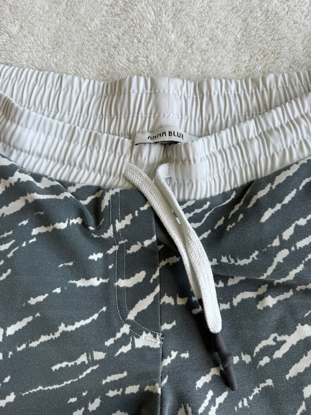 Korte broek dames Merk Anna Maat M In nette staat, Kleding | Dames, Ophalen of Verzenden, Zo goed als nieuw, Maat 38/40 (M), Kort