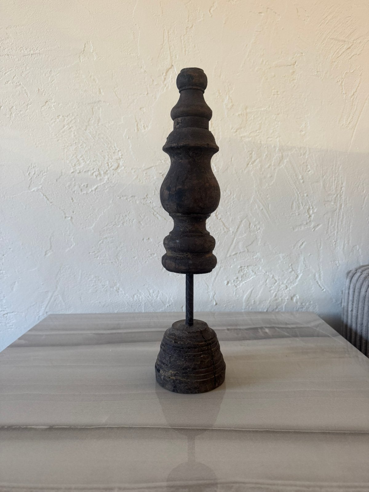 Houten ornament op voet, Huis en Inrichting, Ophalen of Verzenden