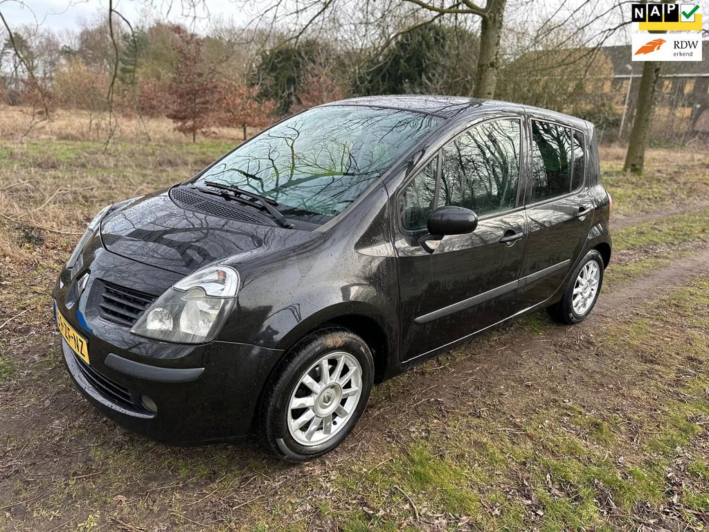 Renault Modus 1.2 TCE Dynamique APK 14-11-2026, Voorwielaandrijving, Lichtsensor, 101 pk, Gebruikt