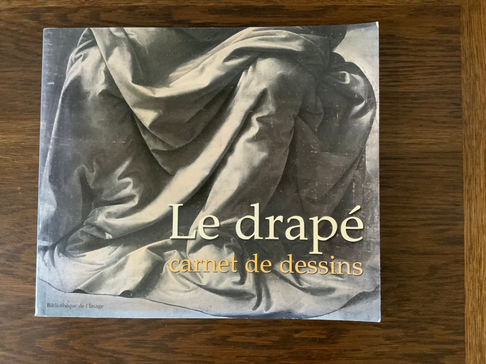 Carnet de dessins, le drapé, draperieën uitgelicht, Ophalen, Zo goed als nieuw