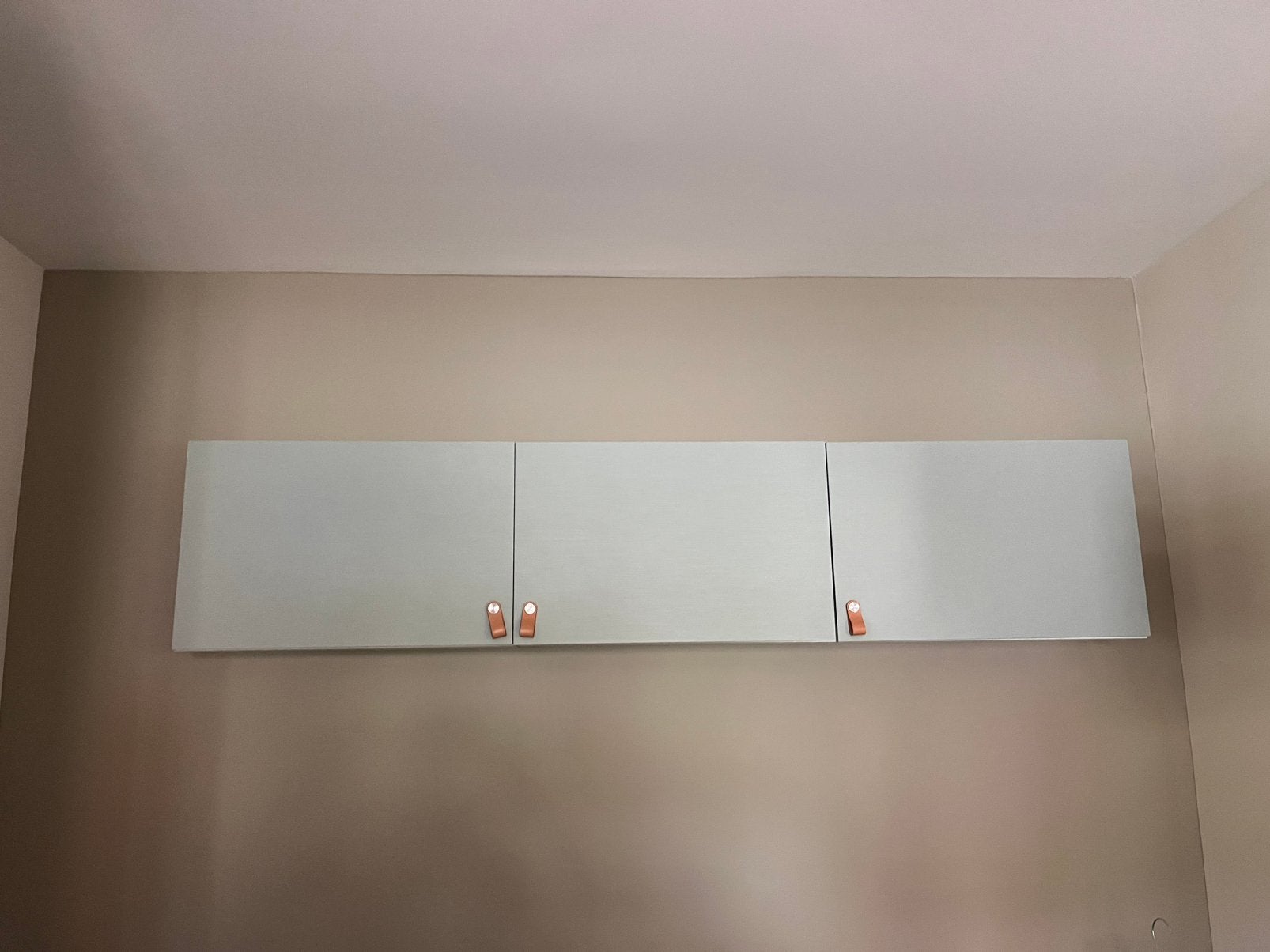 Ikea besta wandkastjes, Ophalen, Zo goed als nieuw, Wit