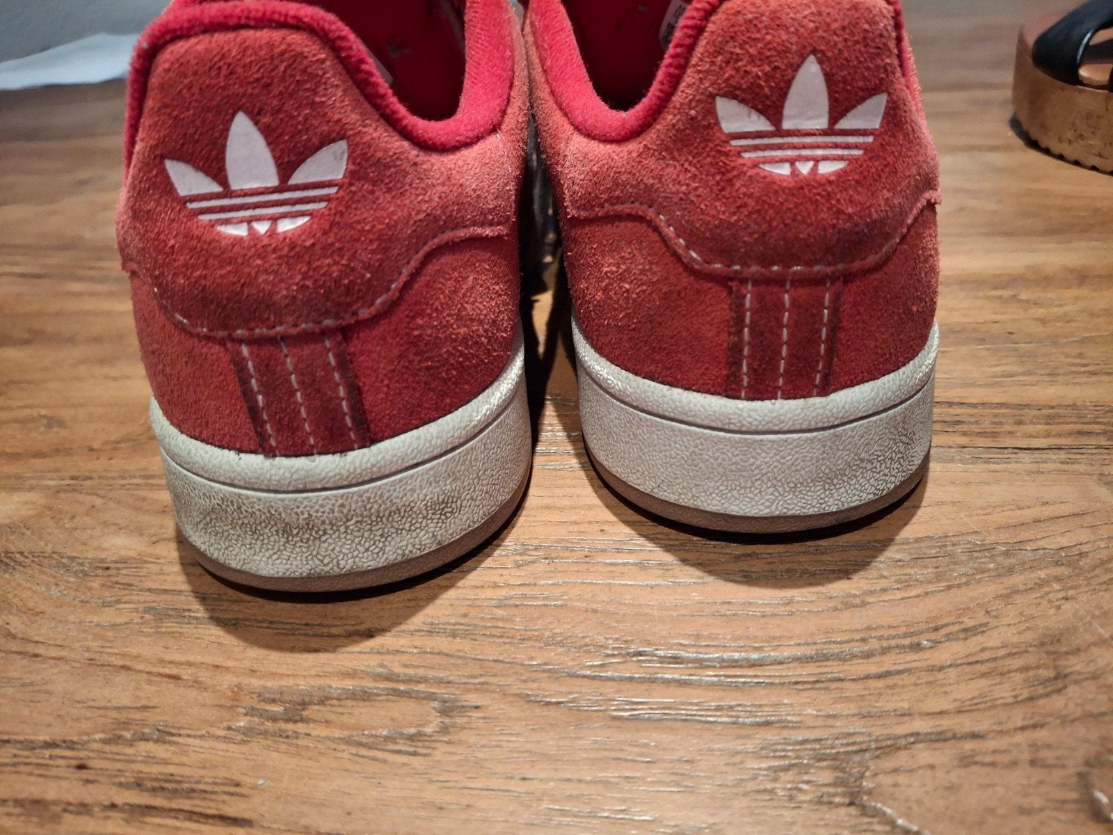 Adidas Campus 00s Red Heart Sneakers Maat 40, Kleding | Dames, Schoenen, Adidas, Ophalen of Verzenden, Rood, Sneakers of Gympen