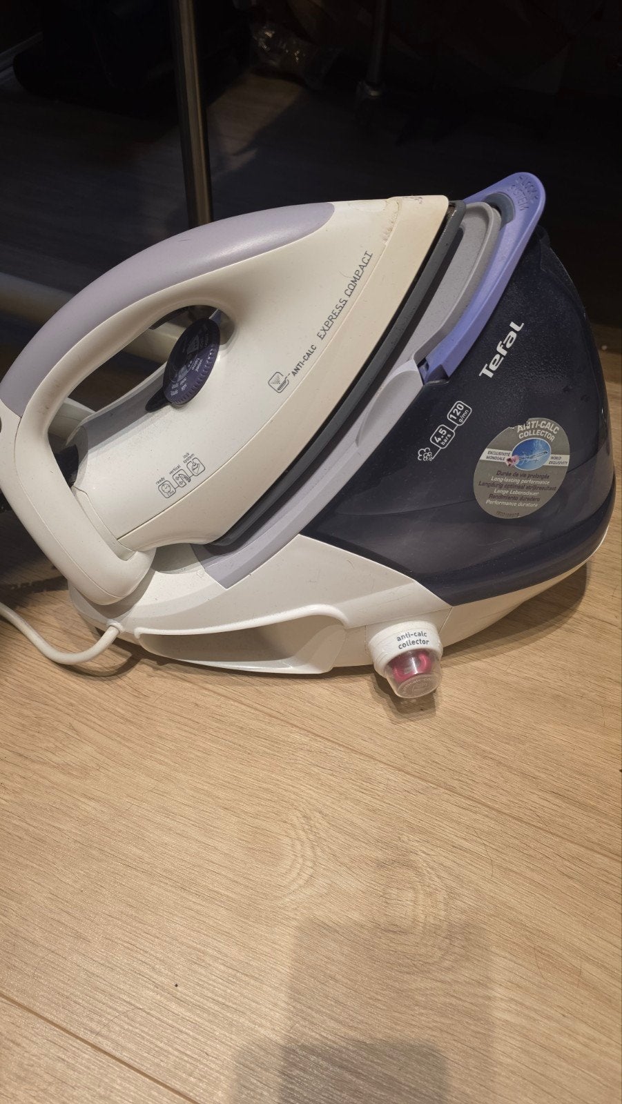 Tefal Express Compact Anti-Calc Stoomgenerator Strijkijzer, Ophalen of Verzenden, Gebruikt, Strijkijzer met snoer