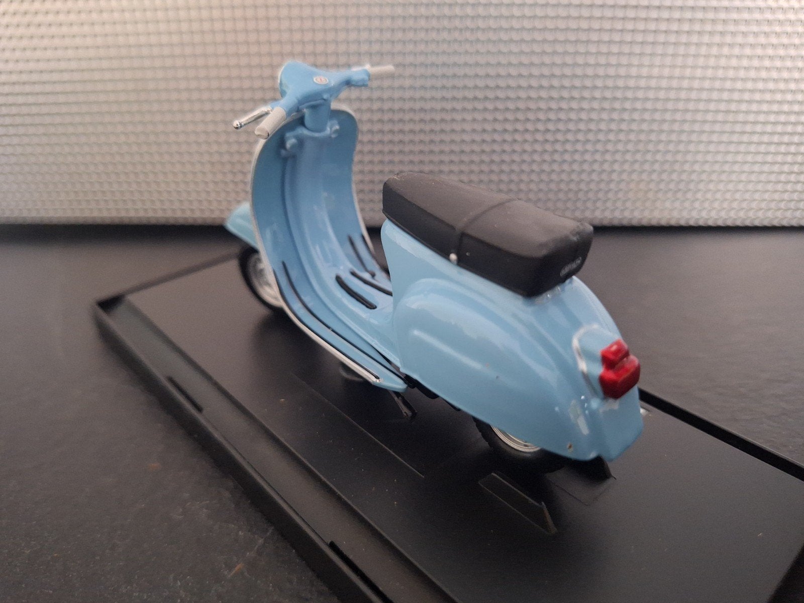 Vespa 90 Selia Lunga 1963 Schaal 1:18, Maisto, Nieuw, Ophalen of Verzenden, Maisto