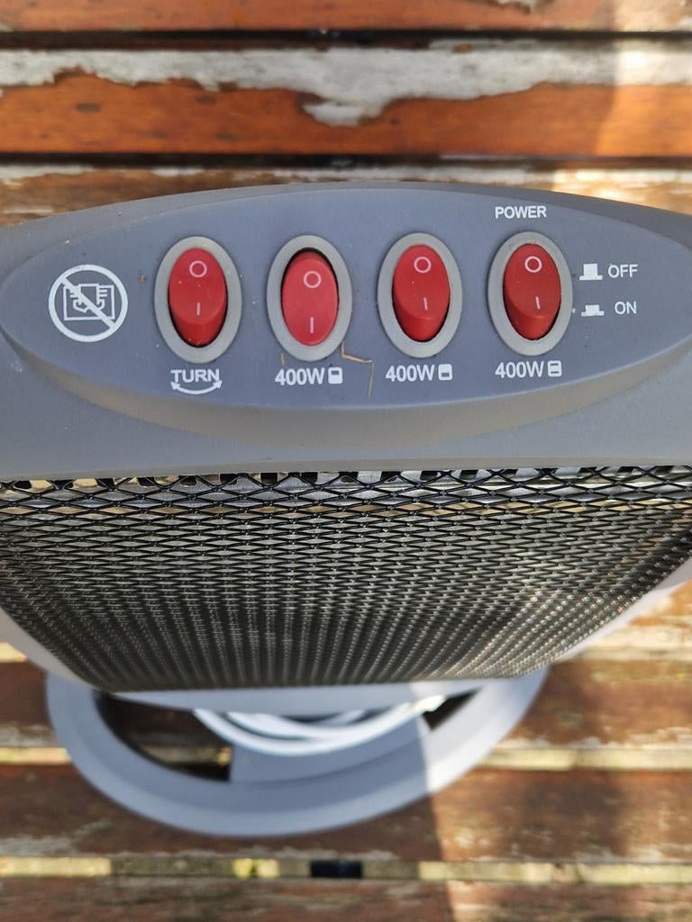 Tristar elektrische kachel met 3 standen en zwenkfunctie, Ophalen of Verzenden, Gebruikt