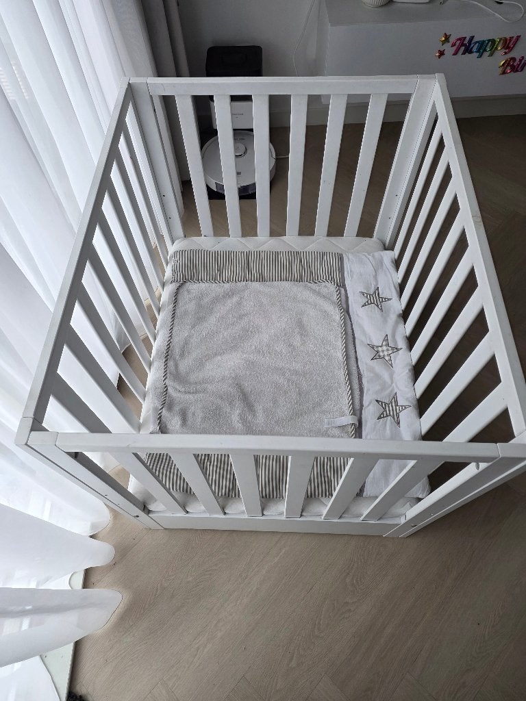 Baby box, Kinderen en Baby's, Boxen, Ophalen, Zo goed als nieuw, Rechthoekig, Boxkleed