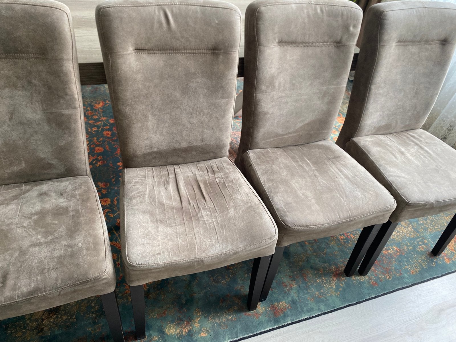 4 eetkamer stoelen, Ophalen