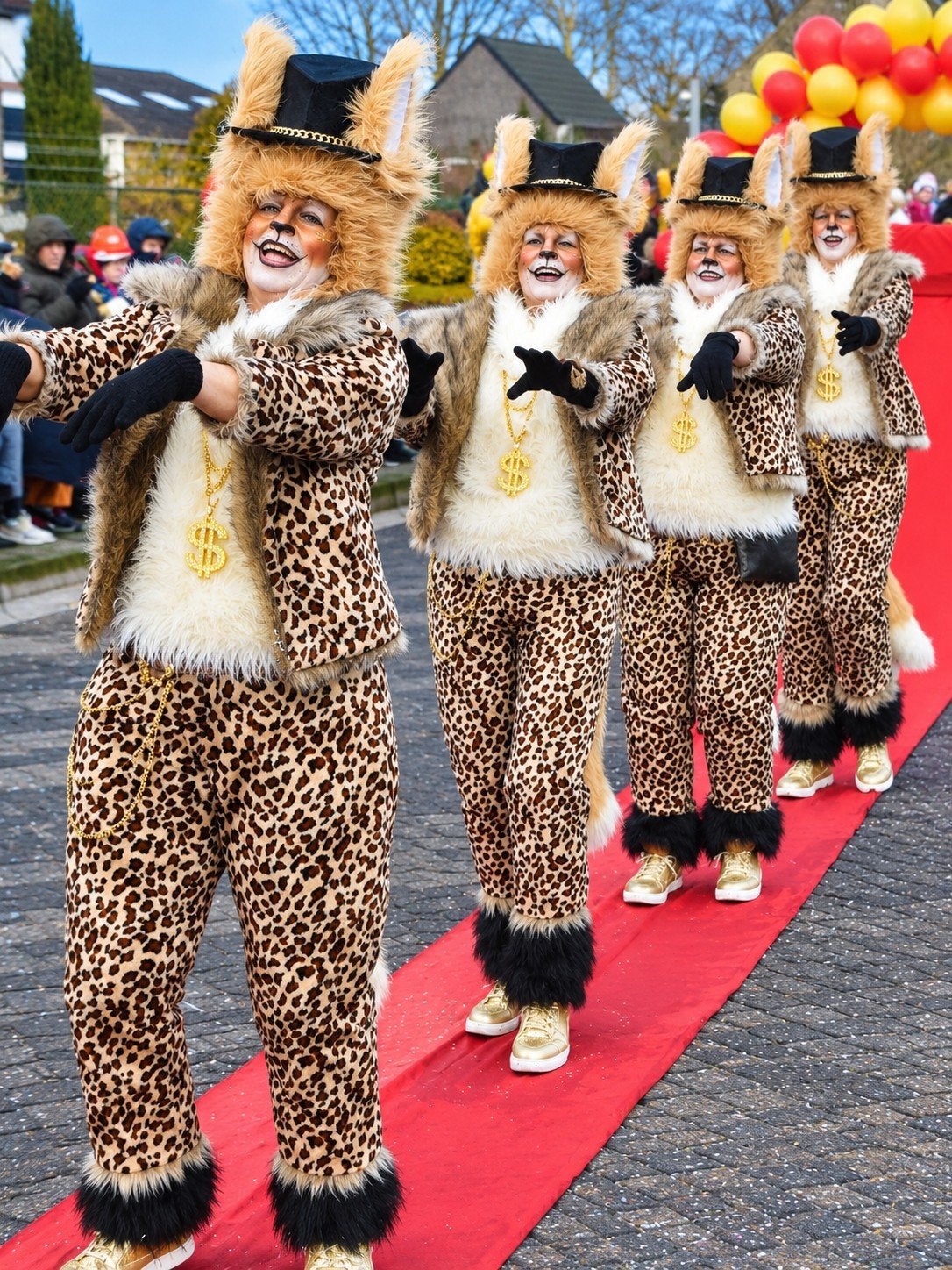 Carnavalspakken: Panter of Vos - Compleet met dikke staart, Ophalen of Verzenden, Carnaval