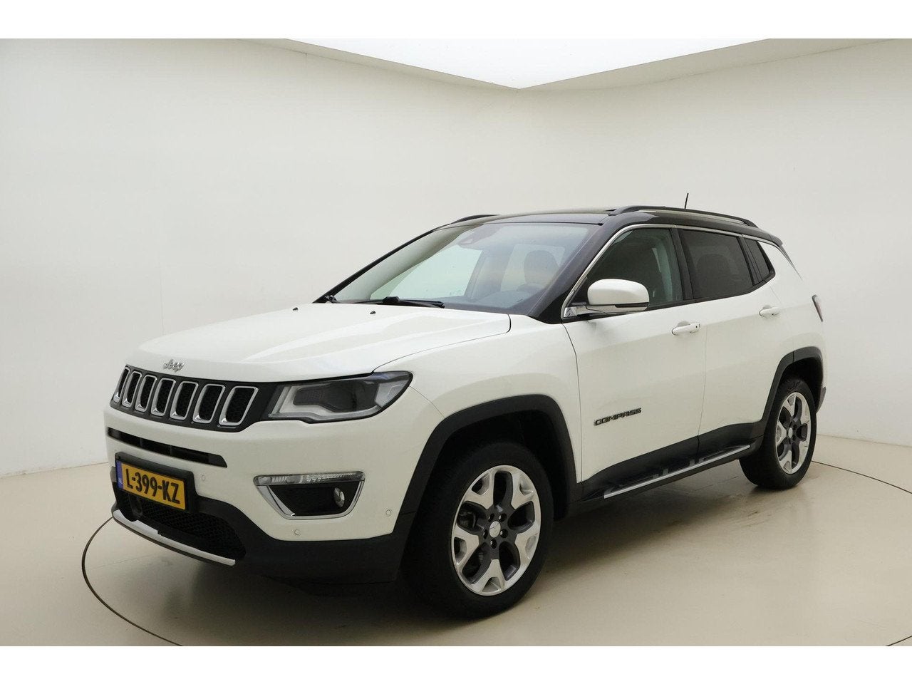 Jeep Compass 1.4 MultiAir Limited 4x4 Apple Carplay/Android, Auto's, Automaat, 450 kg, Gebruikt, 4 cilinders