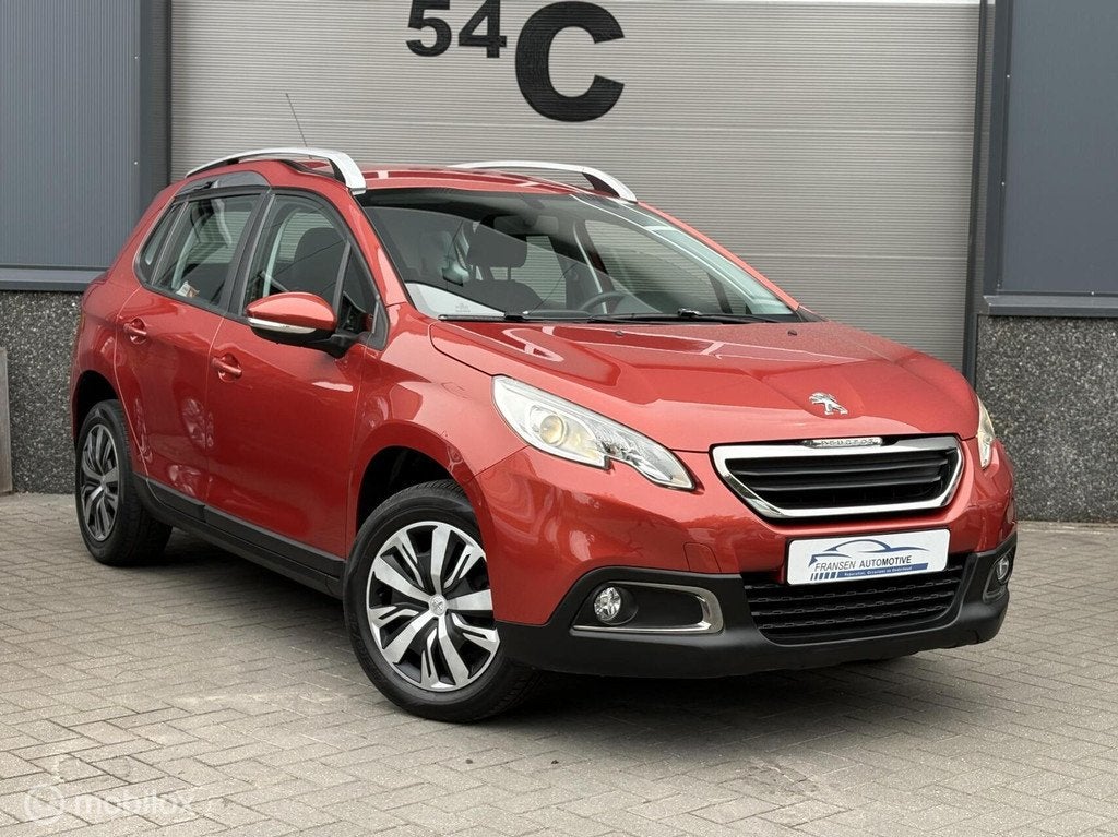Peugeot 2008 1.6 vti Automaat zeer nette auto ! airco/Cruise, Auto's, Peugeot, Stof, Gebruikt, Zwart, Bedrijf